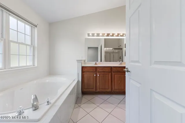 $399,000 | 18 Congressional Road, Jackson, NJ 08527