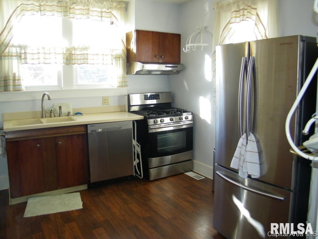 1703 South 1st Street Springfield, IL 62704 - Photo 7 of 28