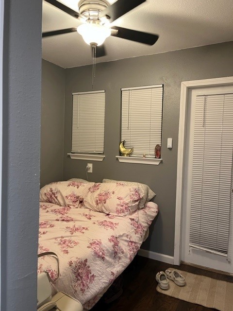 912 West 22 1/2 Street, Unit B Austin, TX 78705 - Photo 9 of 9 a bedroom with a bed and a window