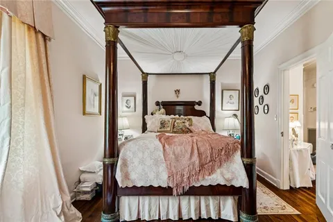 $1,465,000 | 107 East Oakridge Park, Metairie, LA 70005