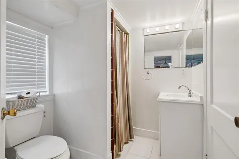 $1,465,000 | 107 East Oakridge Park, Metairie, LA 70005