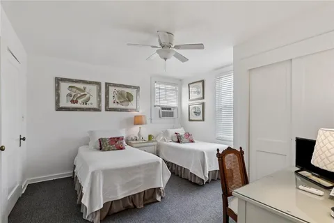 $1,465,000 | 107 East Oakridge Park, Metairie, LA 70005