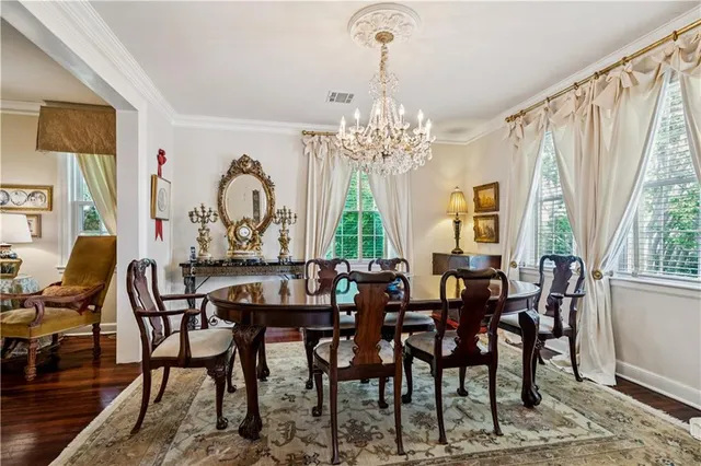 $1,465,000 | 107 East Oakridge Park, Metairie, LA 70005