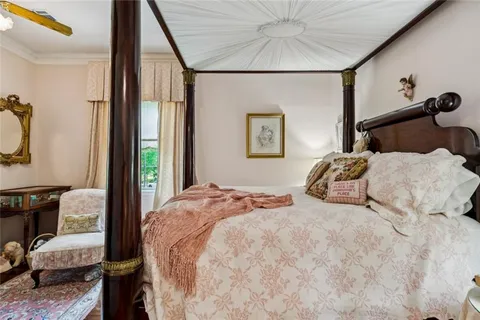 $1,465,000 | 107 East Oakridge Park, Metairie, LA 70005