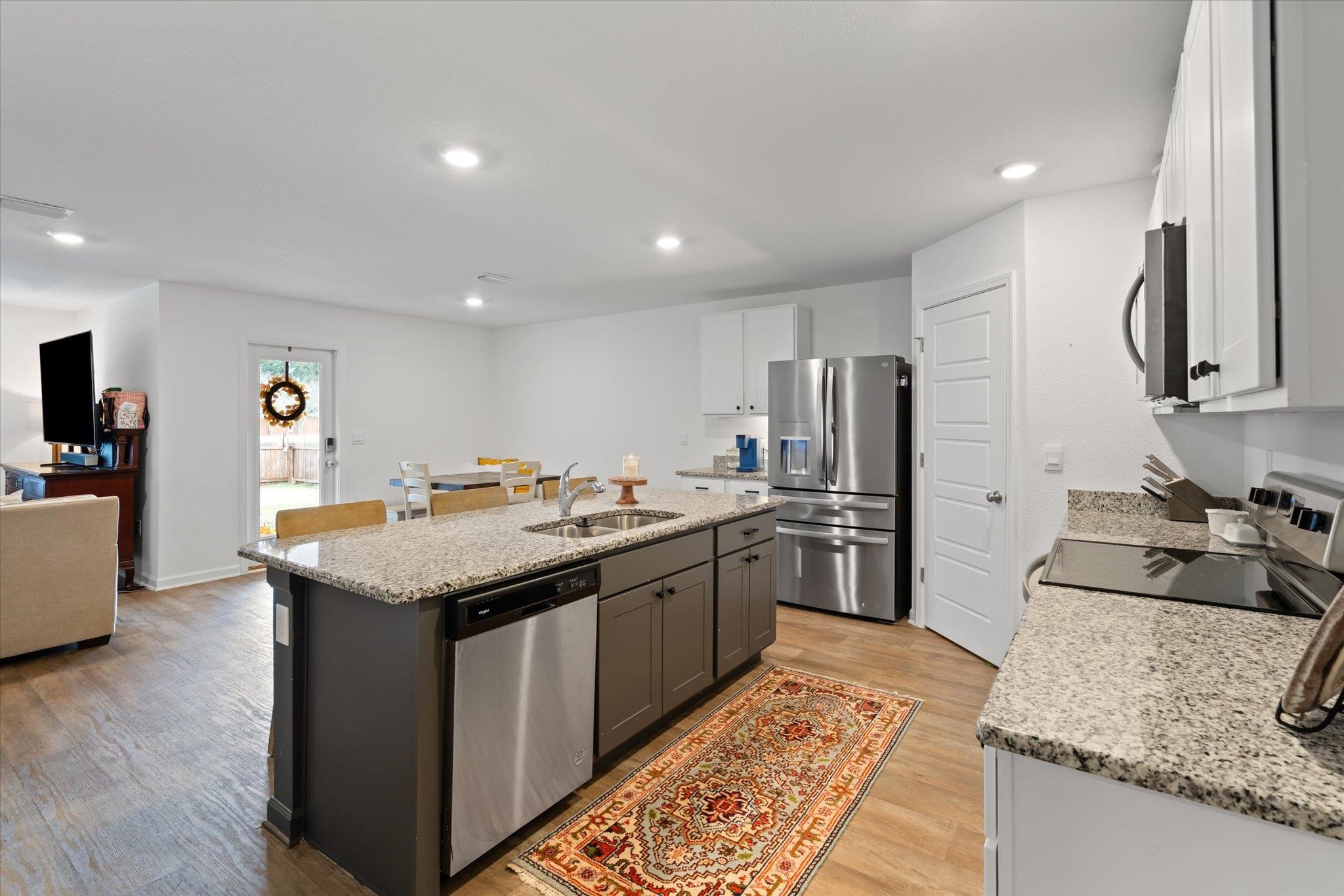 15193 Forsythia Loop Silverhill, AL 36576 - Photo 6 of 20 Kitchen