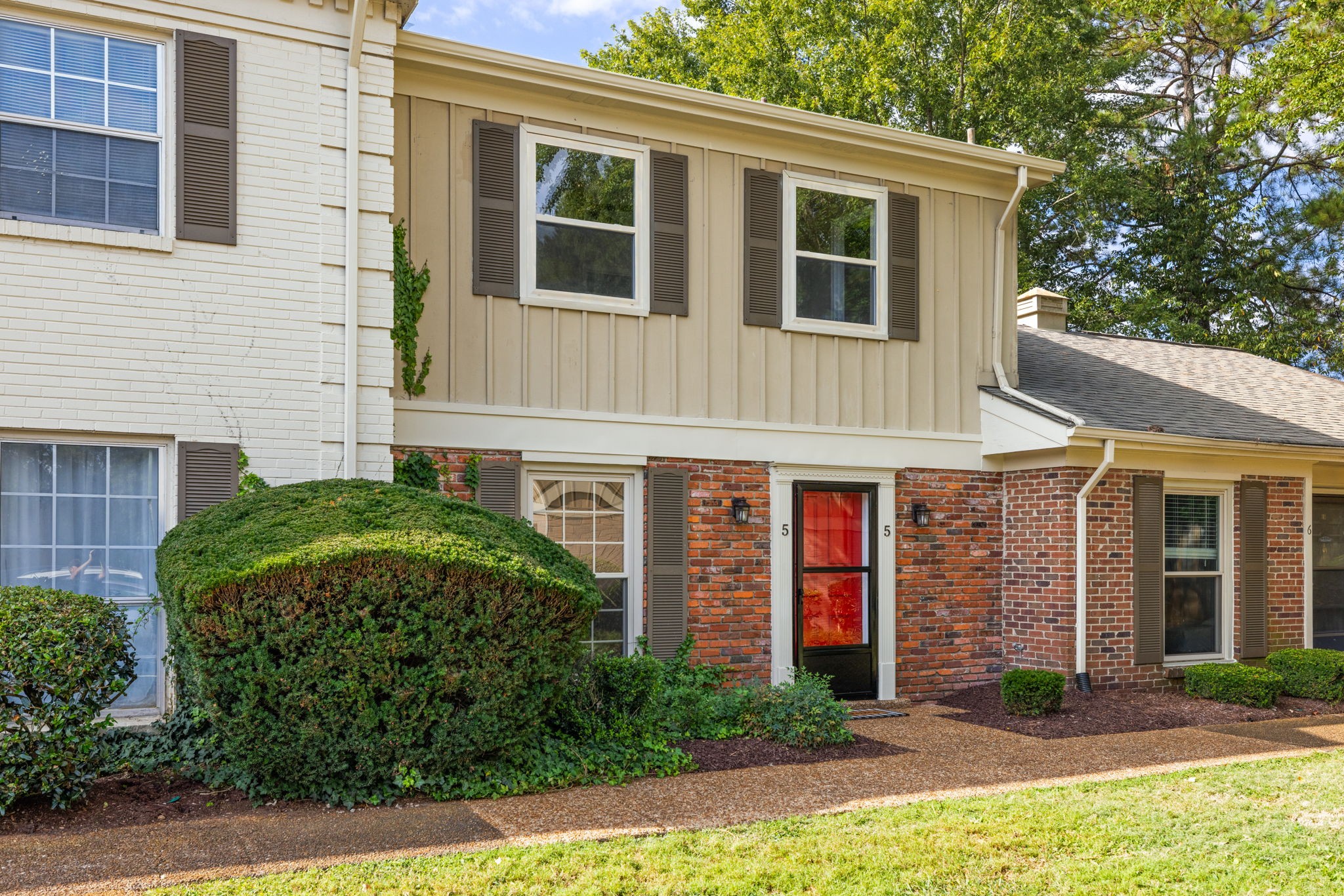 1011 Murfreesboro Road, Unit E5 Franklin, TN 37064 - Photo 3 of 55 Gallery Image 3