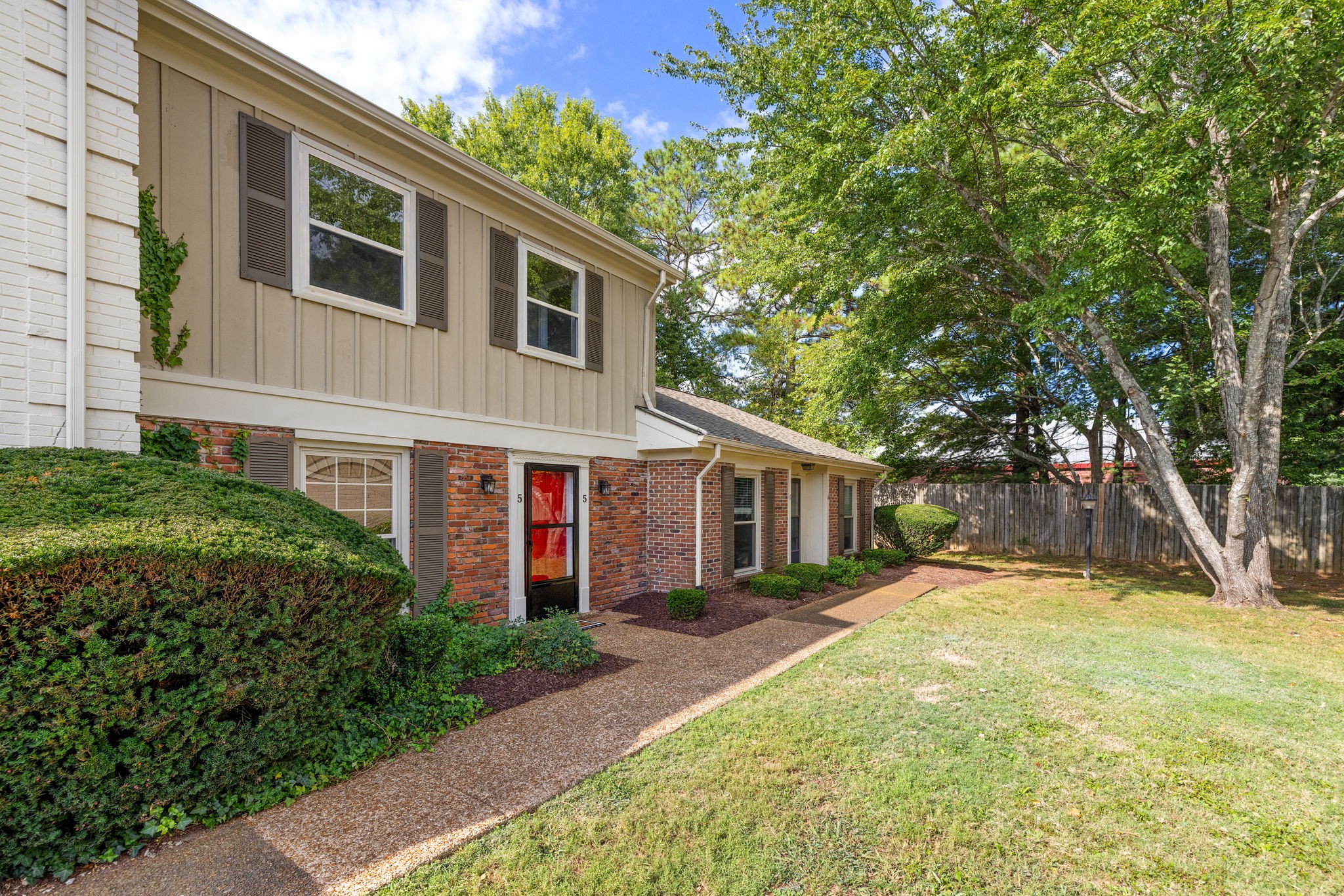 1011 Murfreesboro Road, Unit E5 Franklin, TN 37064 - Photo 4 of 55 Gallery Image 4