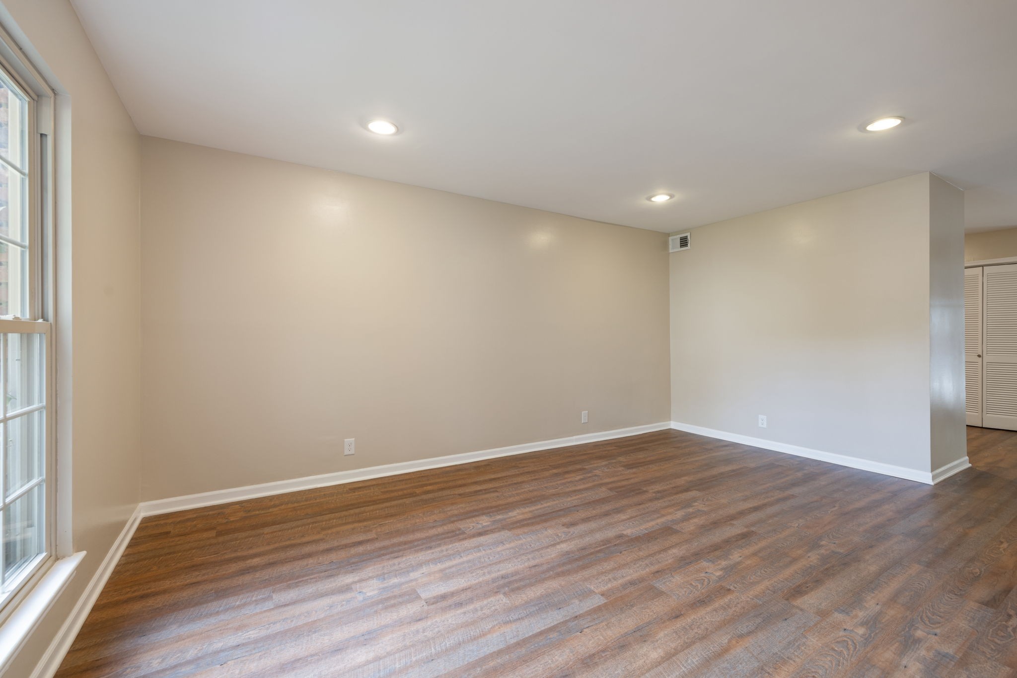 1011 Murfreesboro Road, Unit E5 Franklin, TN 37064 - Photo 8 of 55 Gallery Image 8
