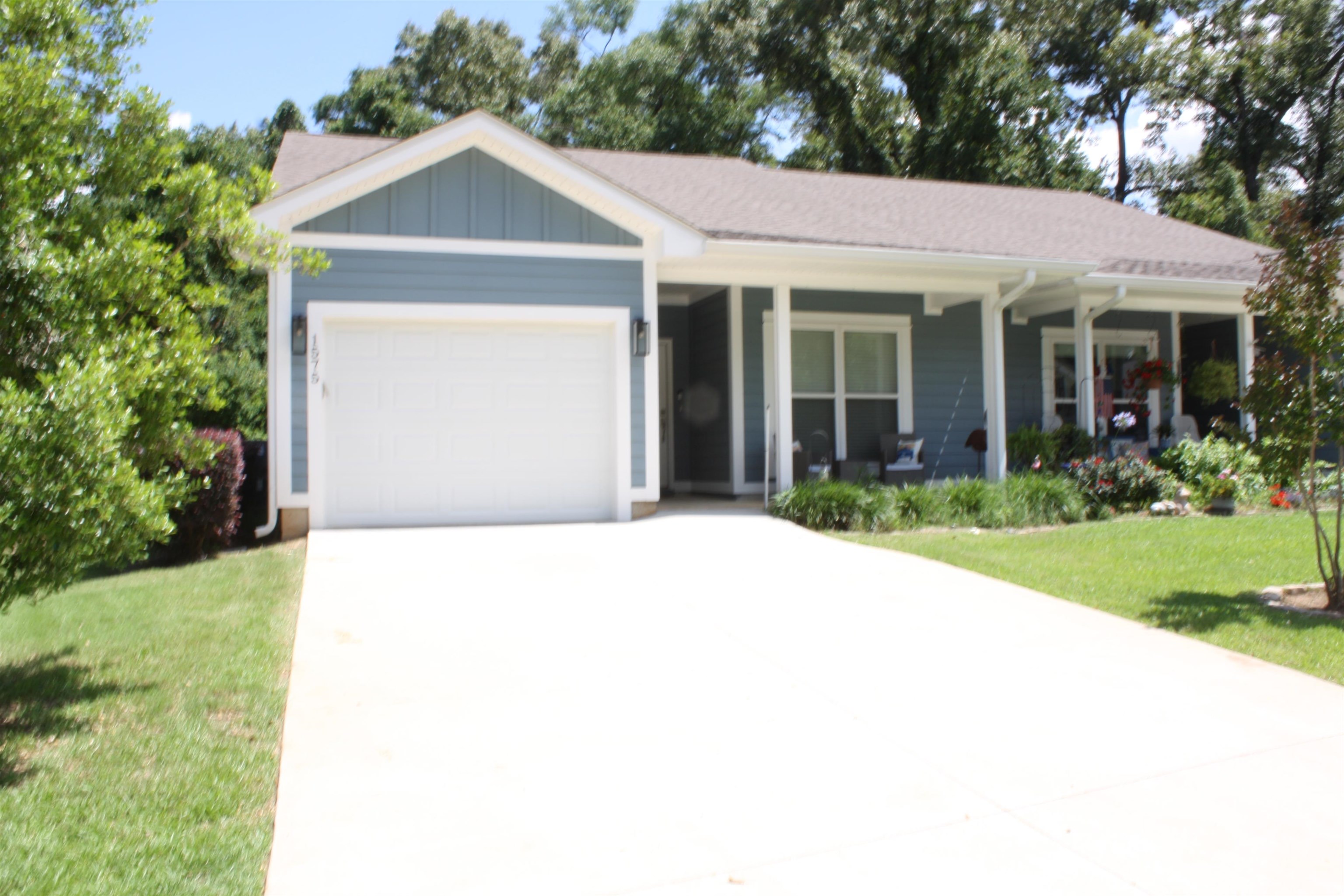 1575 Miccosukee Loop Tallahassee, FL 32308 - Photo 3 of 27