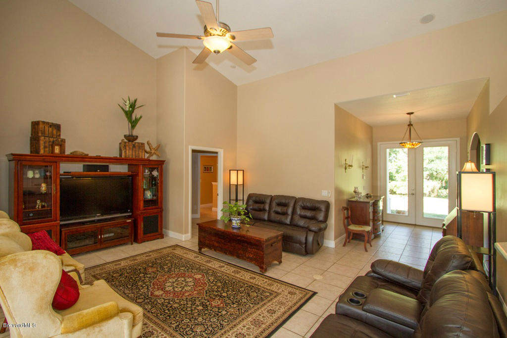 1365 Dalbora Road Merritt Island, FL 32953 - Photo 23 of 35 Spacious living area