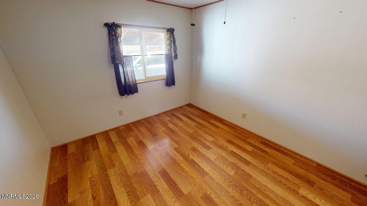 310 Bastian Road Battle Mountain, NV 89820 - Photo 25 of 32 Guest Bedroom 2