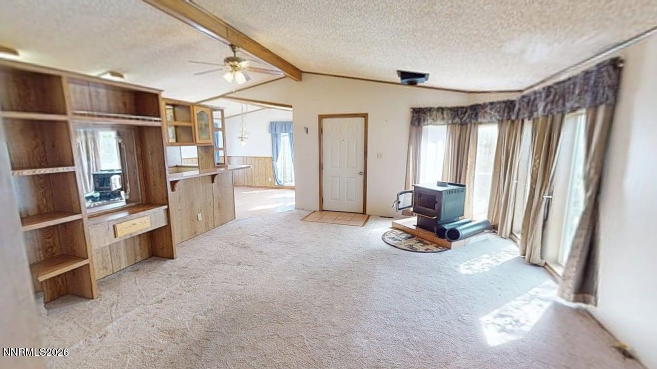 310 Bastian Road Battle Mountain, NV 89820 - Photo 10 of 32 Living Room