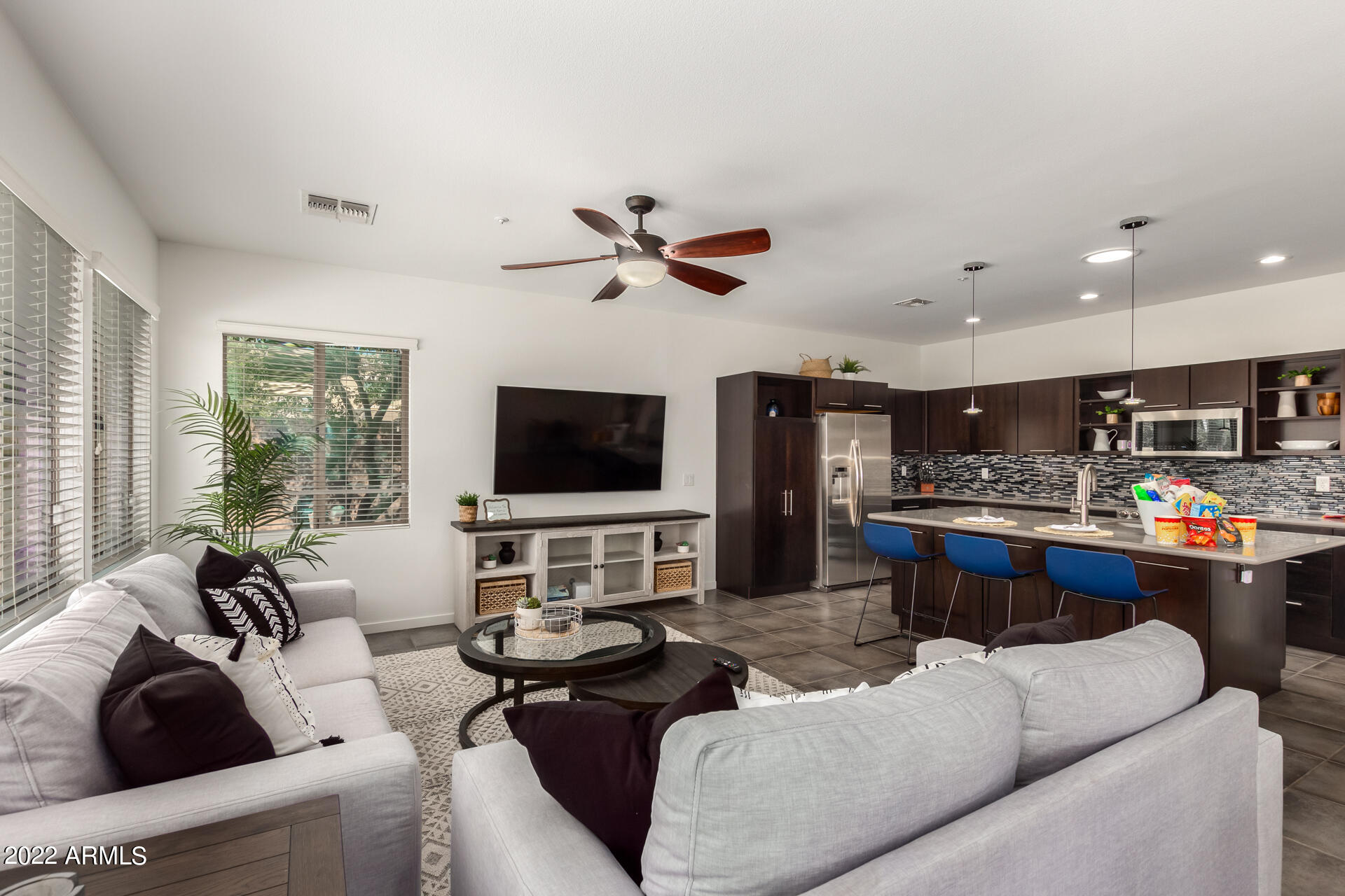 3560 East Merlot Street Gilbert, AZ 85298 - Photo 3 of 36 06-Merlot