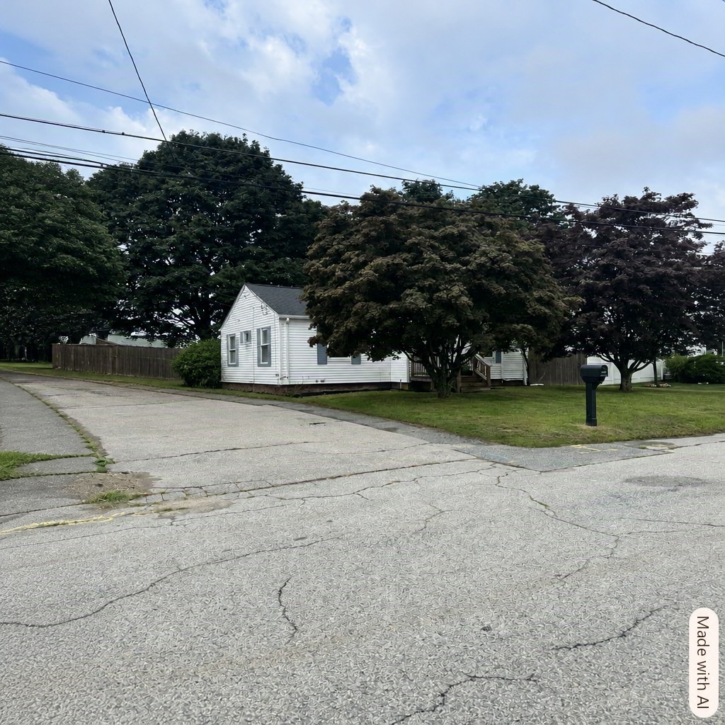 760 Strawberry Field Road Warwick, RI 02886 - Photo 1 of 11 Gallery Image 1