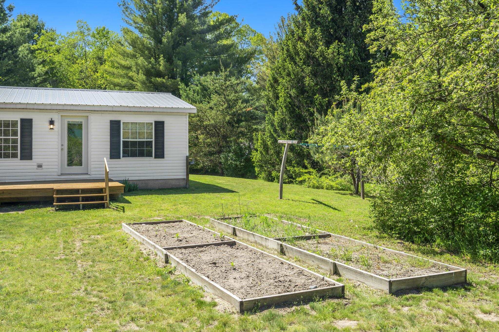 1741 North Haze Road Beulah, MI 49617 - Photo 38 of 50