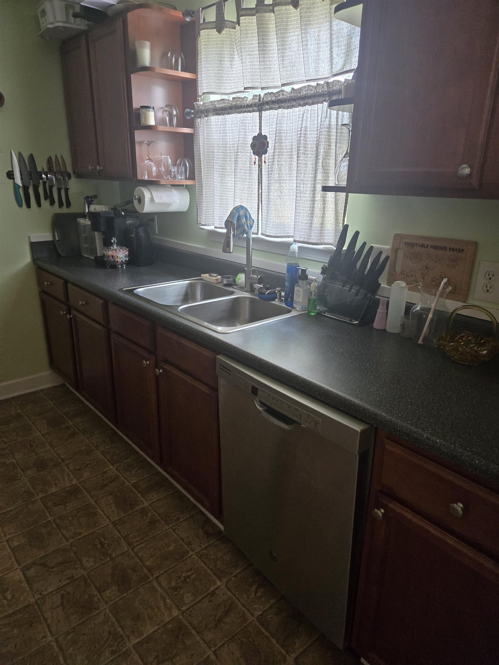 345 Bishop Hicks Court Inman, SC 29349 - Photo 3 of 14