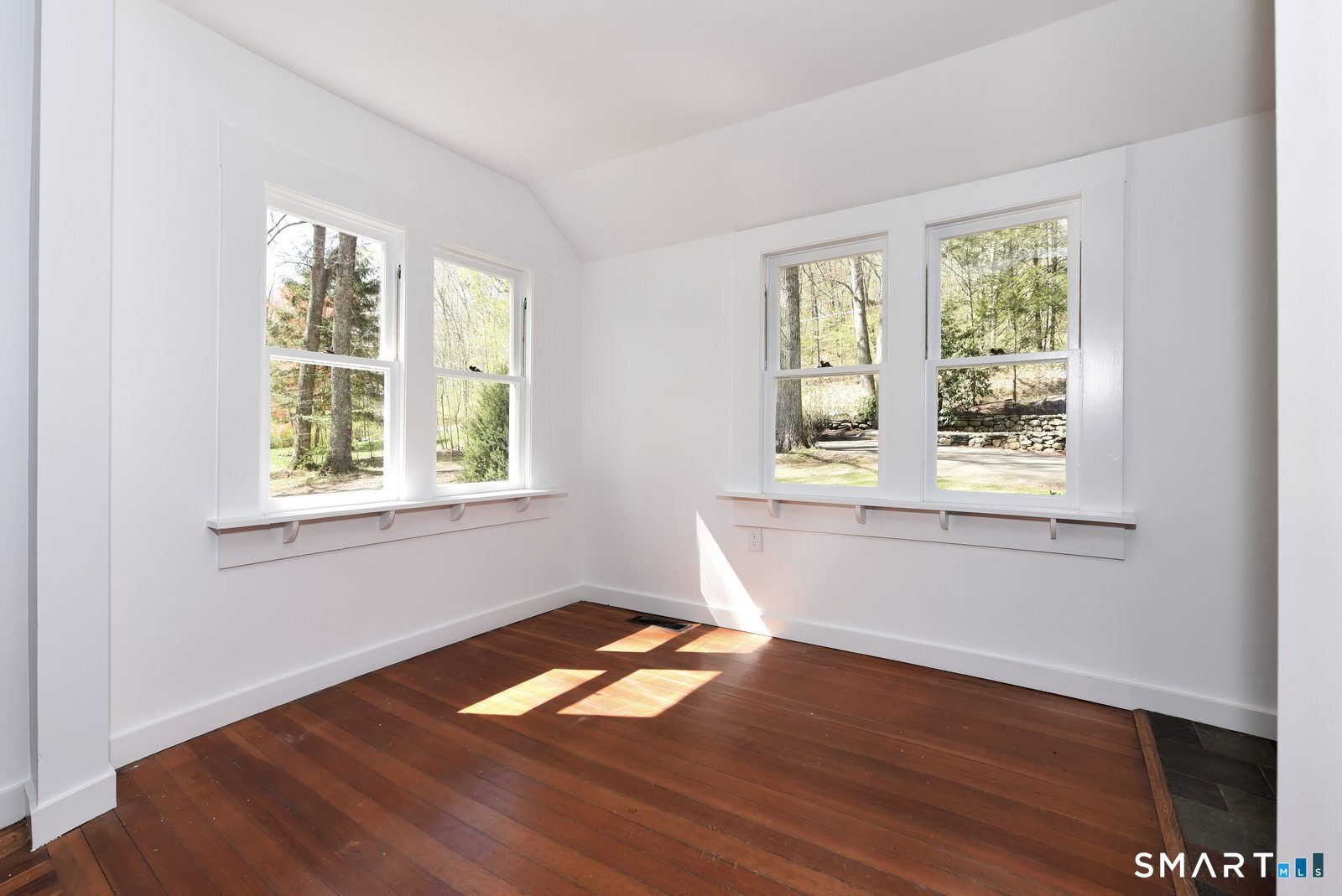 156 Wopowog Road East Hampton, CT 06424 - Photo 10 of 38