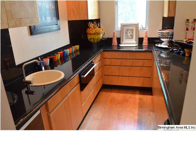 2986 Cherokee Road Birmingham, AL 35223 - Photo 19 of 32