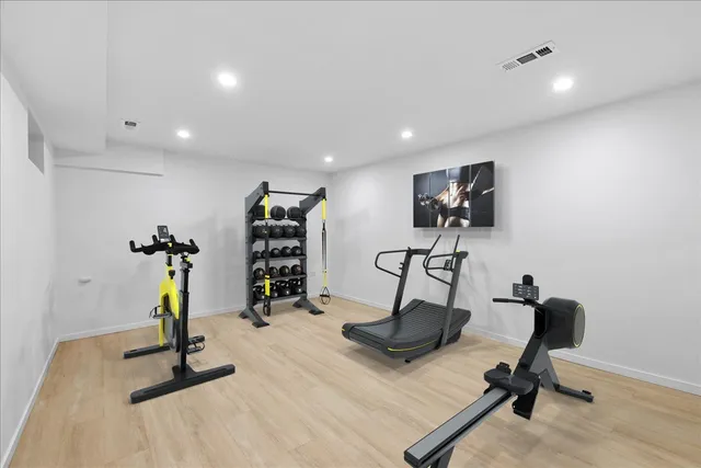 $2,700 | 1335 Marengo Avenue, Unit 1, Forest Park, IL 60130