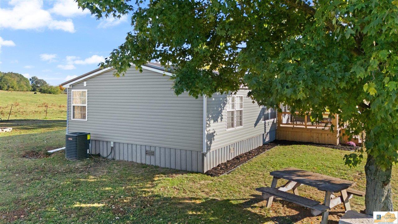 1296 Fairview Church-Pascal Road Hardyville, KY 42746 - Photo 46 of 57 Gallery Image 46