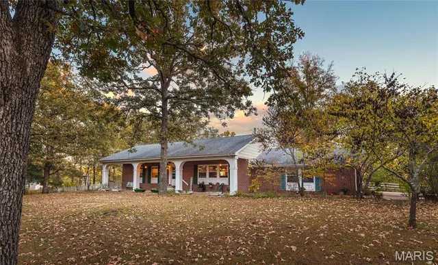 $485,000 | 17130 State Rte F, Rolla, MO 65401