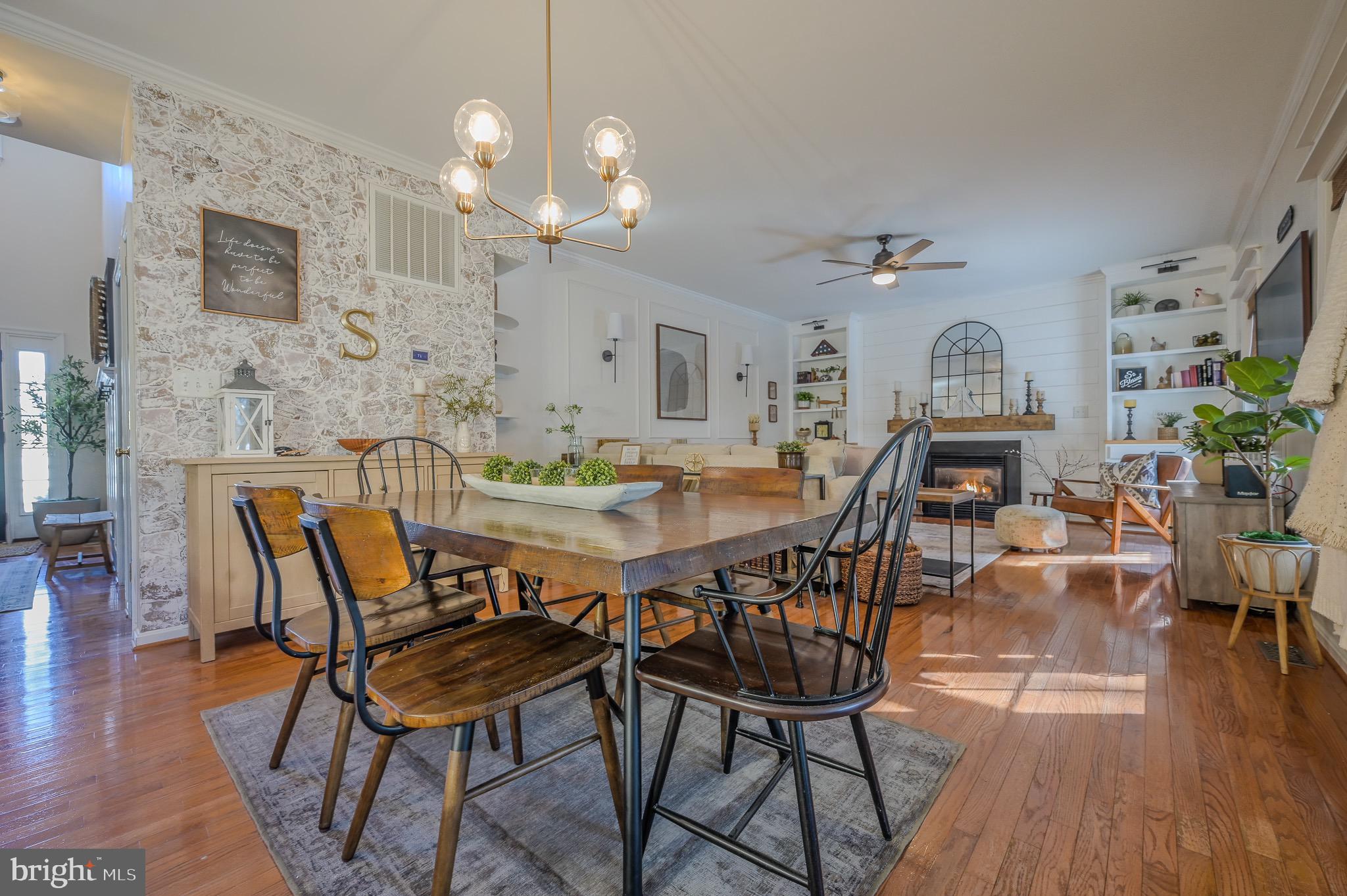5932 Sunlight Mountain Road Spotsylvania, VA 22553 - Photo 14 of 42 Large dining area