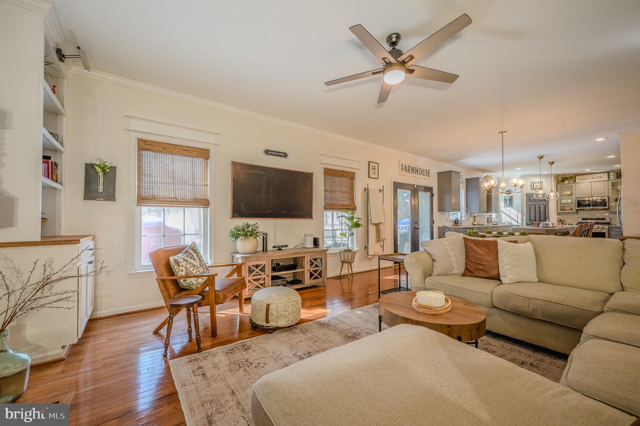 5932 Sunlight Mountain Road Spotsylvania, VA 22553 - Photo 17 of 42 Family room with fan