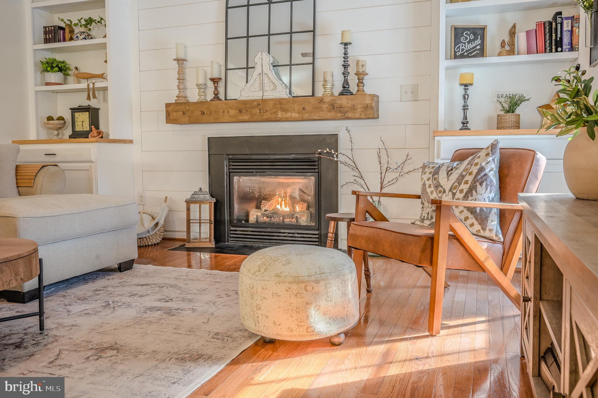 5932 Sunlight Mountain Road Spotsylvania, VA 22553 - Photo 19 of 42 Family room with built in gas firepalce