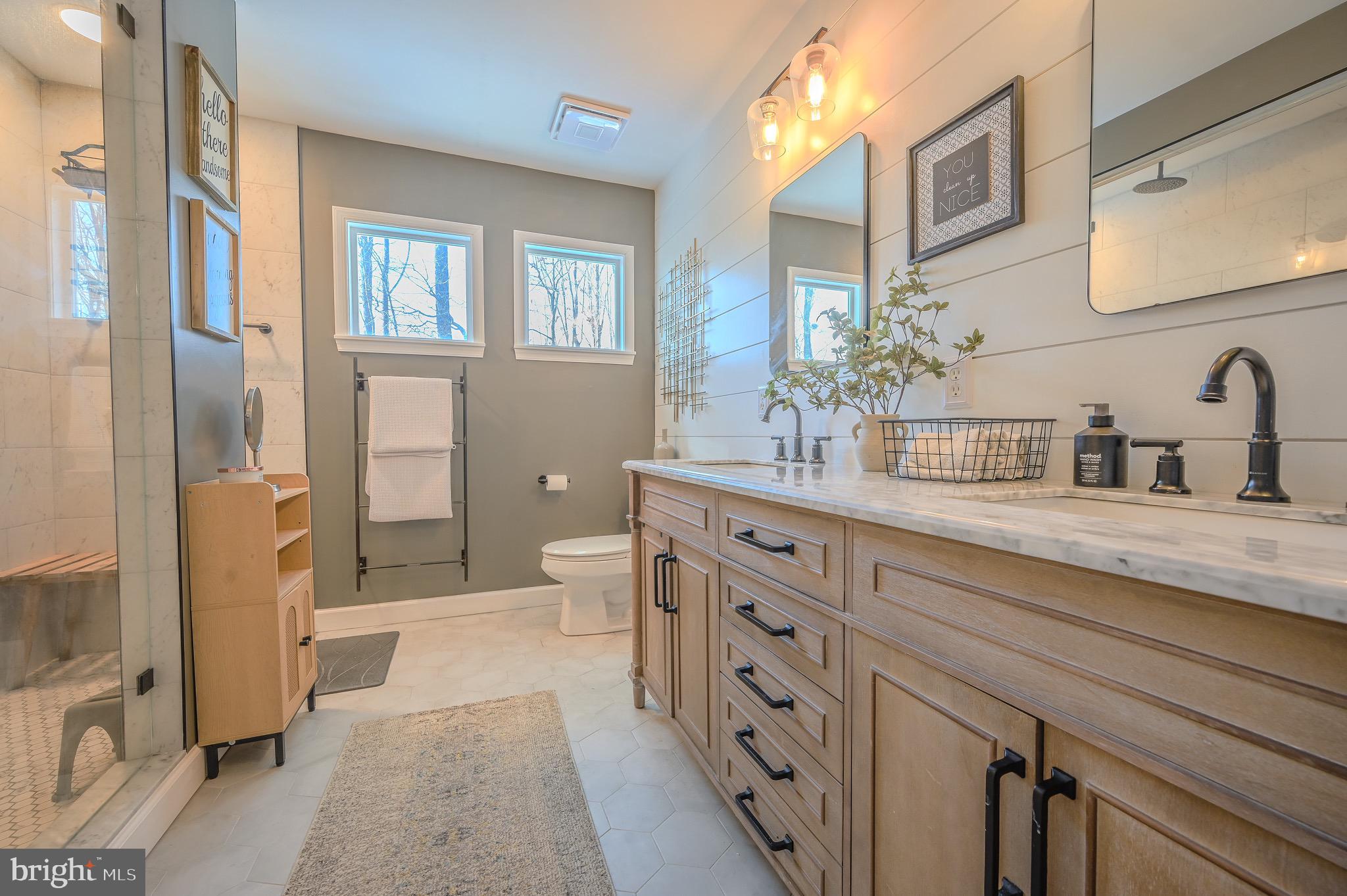 5932 Sunlight Mountain Road Spotsylvania, VA 22553 - Photo 26 of 42 Opulent owner's bath