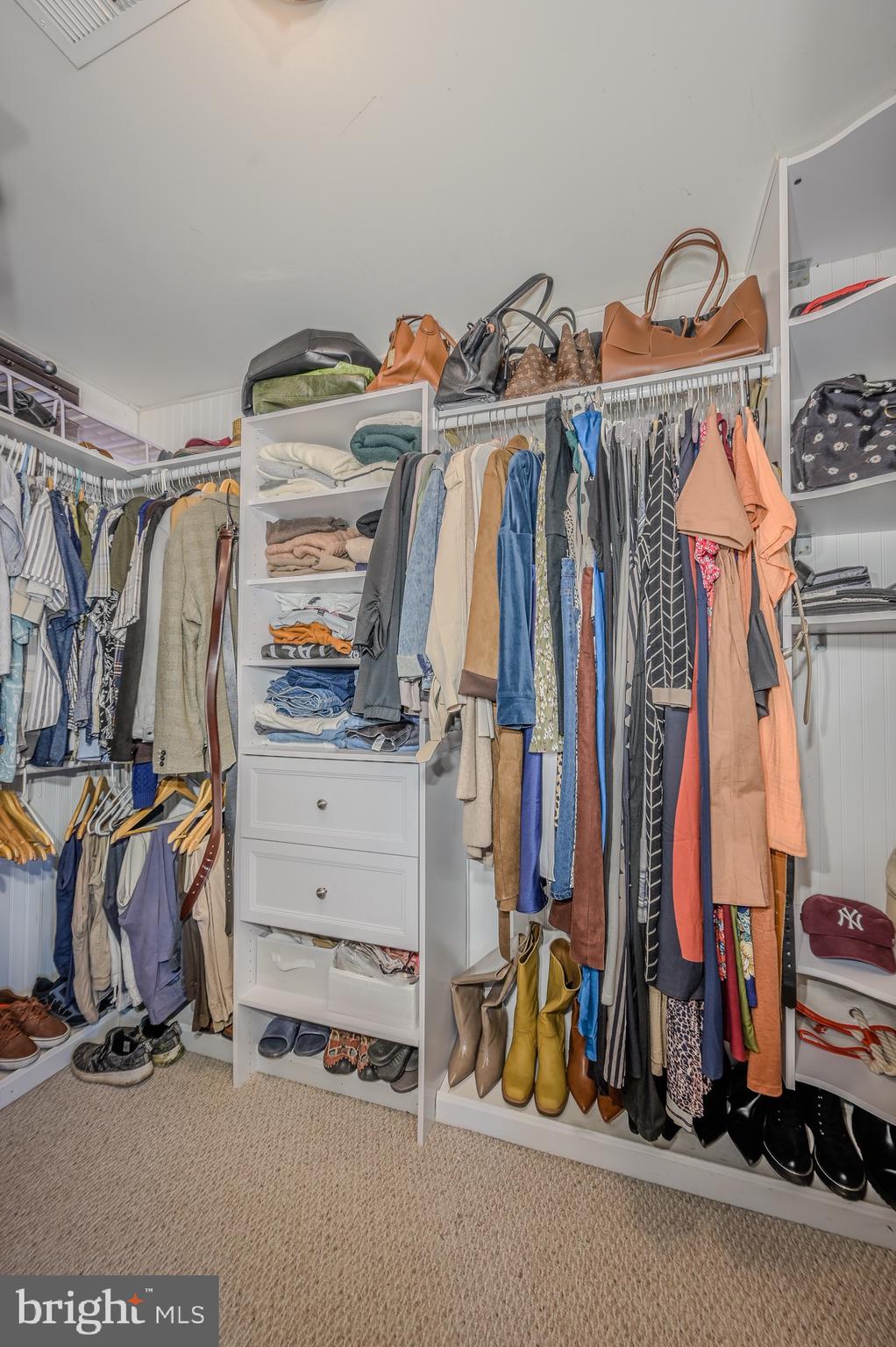 5932 Sunlight Mountain Road Spotsylvania, VA 22553 - Photo 31 of 42 Walk in closed with organization