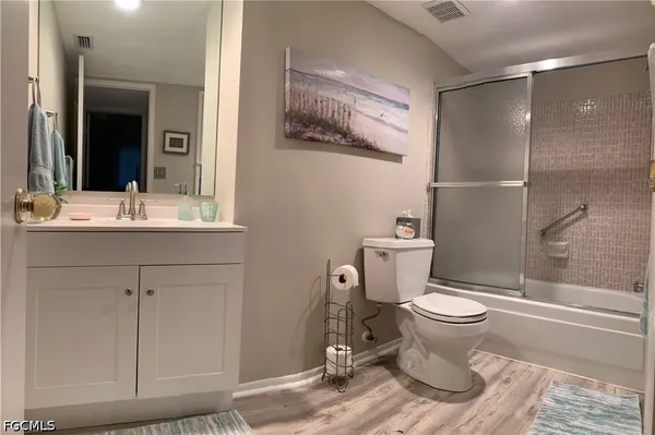 $2,300 | 7400 College Parkway, Unit 62D, Fort Myers, FL 33907