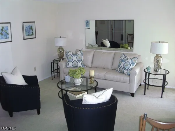 $2,300 | 7400 College Parkway, Unit 62D, Fort Myers, FL 33907