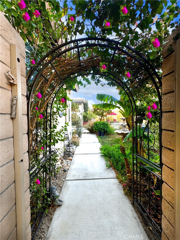 39995 Alba Way Palm Desert, CA 92211 - Photo 4 of 44