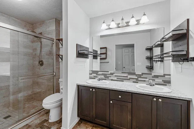 $1,080,000 | 11897 West Hidden Valley Road, Rathdrum, ID 83858