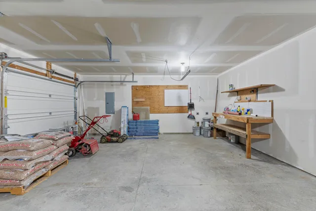 $1,080,000 | 11897 West Hidden Valley Road, Rathdrum, ID 83858