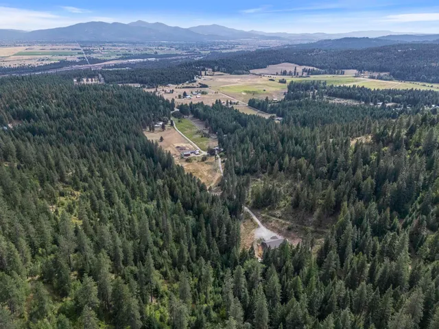 $1,080,000 | 11897 West Hidden Valley Road, Rathdrum, ID 83858
