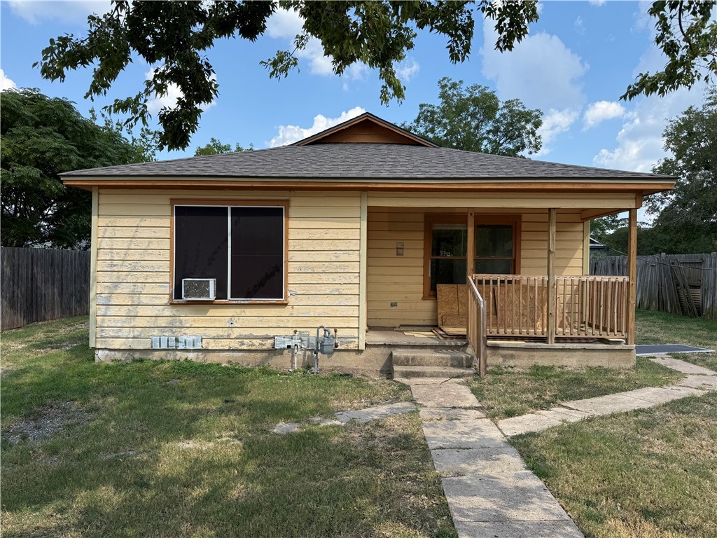105 South Reed Avenue Bryan, TX 77803 - Photo 1 of 1 Bungalow featuring a porch