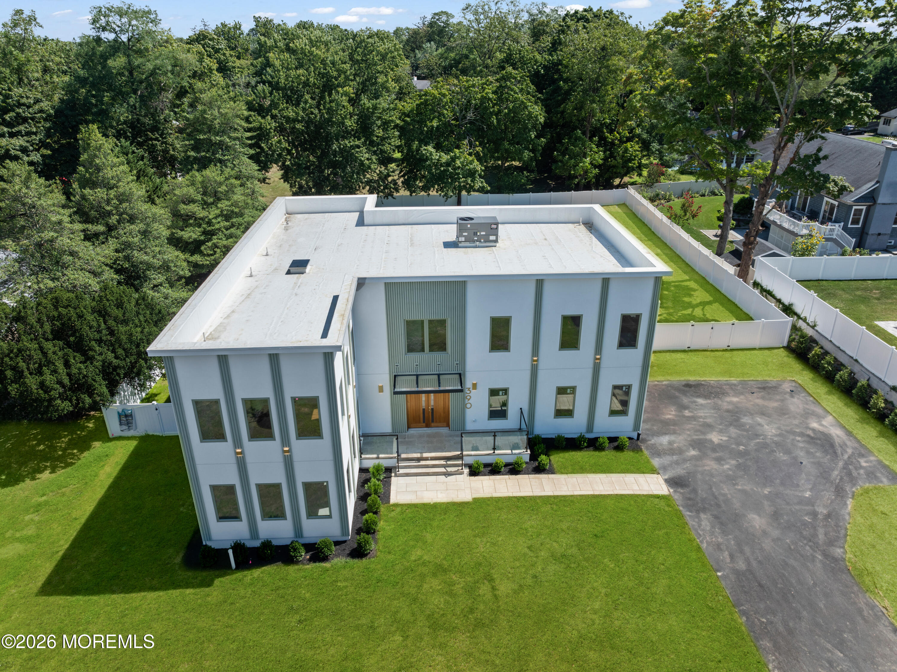 390 Monmouth Road West Long Branch, NJ 07764 - Photo 16 of 120 002