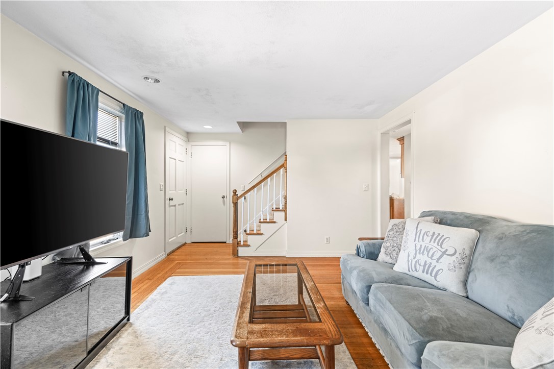 69 Julian Road Warwick, RI 02889 - Photo 12 of 26