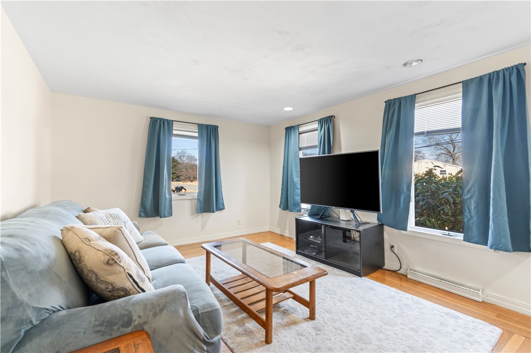 69 Julian Road Warwick, RI 02889 - Photo 13 of 26