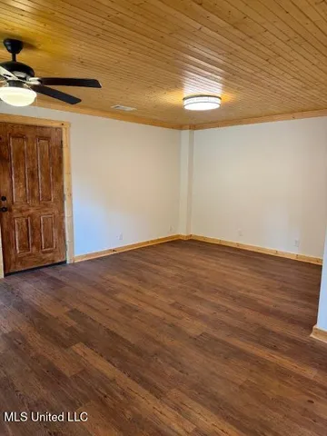 $189,900 | 616 Briarwood Drive, New Albany, MS 38652