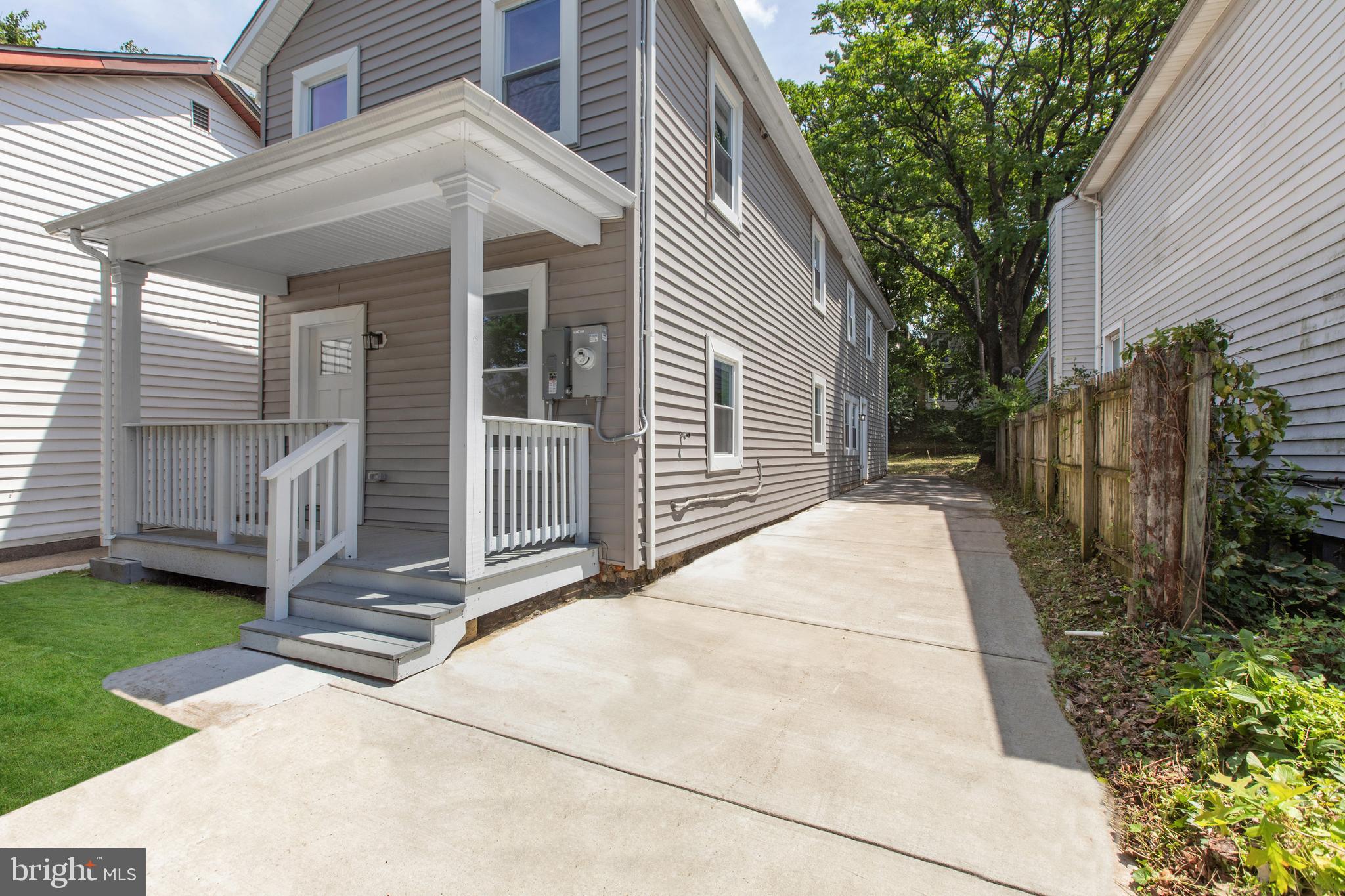4015 Evans Chapel Road Baltimore, MD 21211 - Photo 4 of 50 a house with a outdoor space