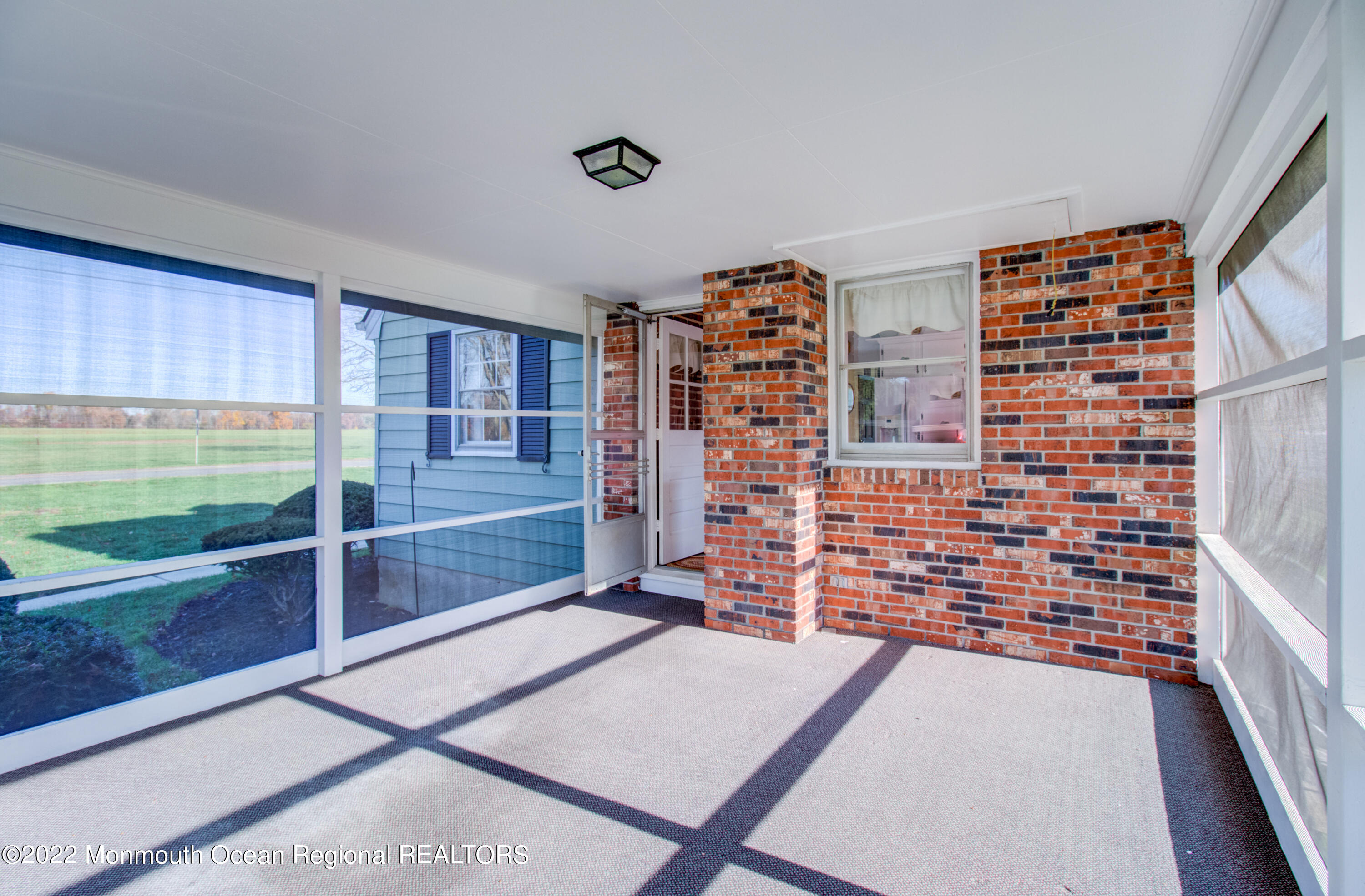 119 Jonathan Holmes Road Cream Ridge, NJ 08514 - Photo 4 of 30 photo-20