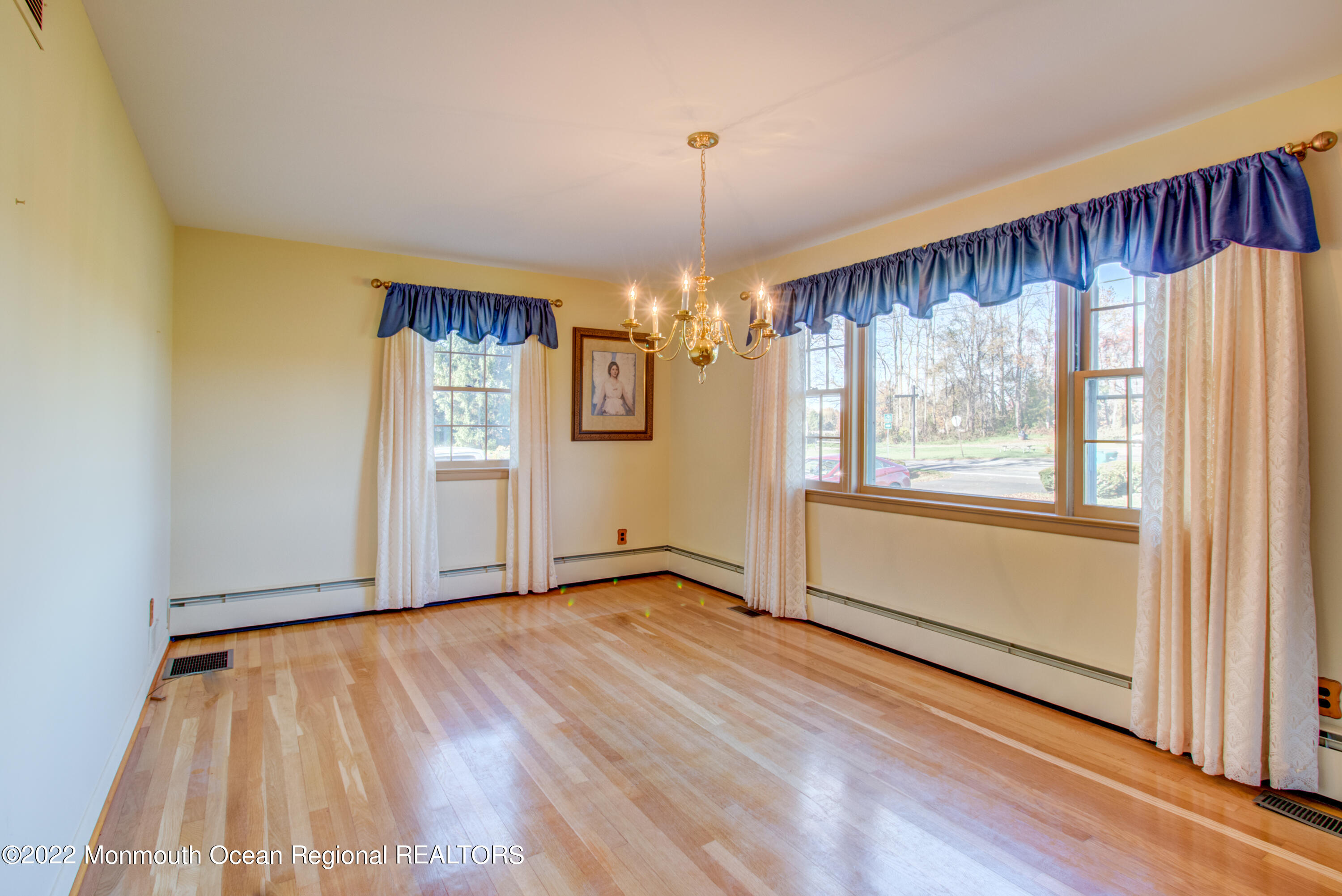 119 Jonathan Holmes Road Cream Ridge, NJ 08514 - Photo 10 of 30 photo-12