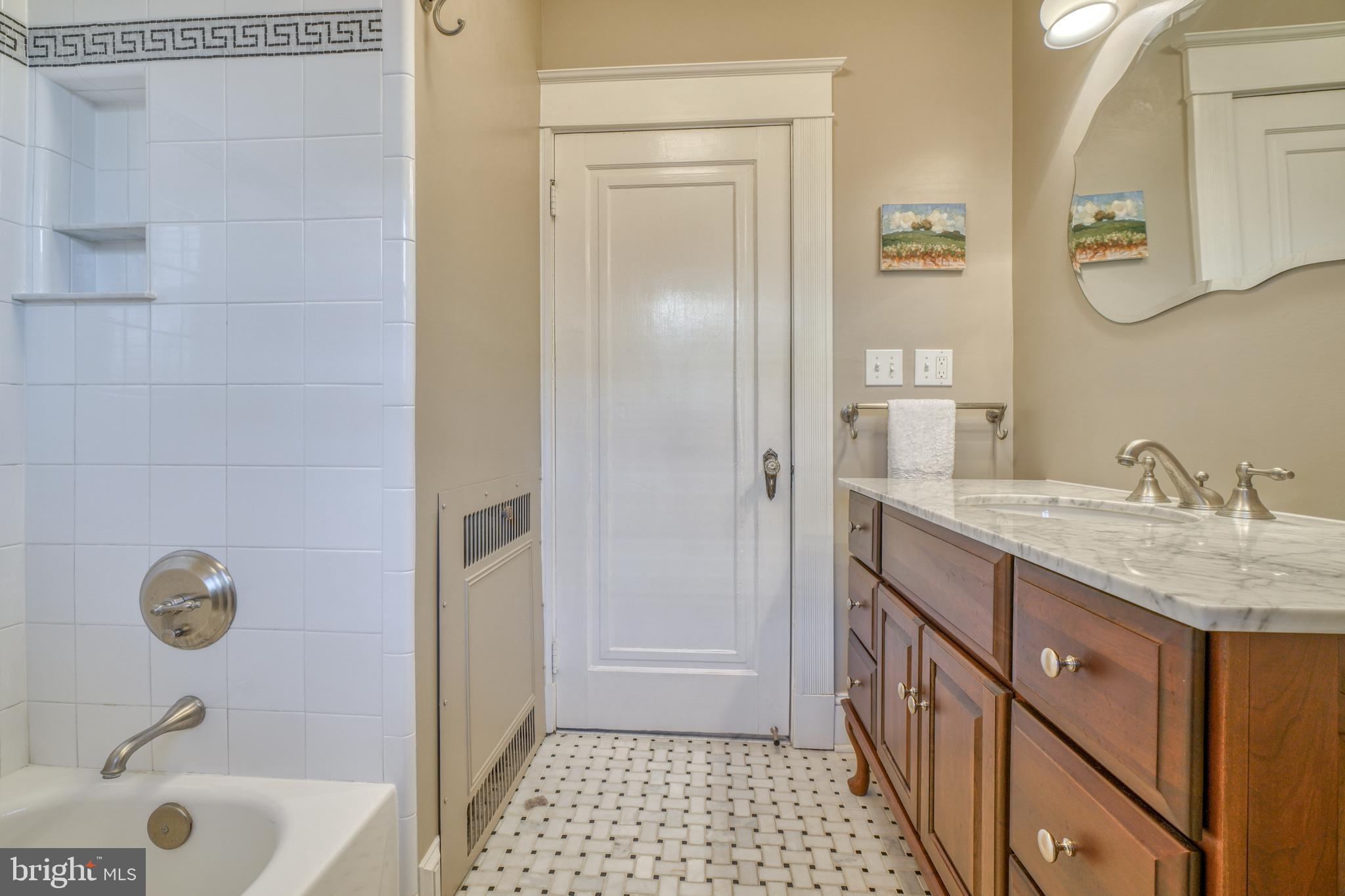 209 Hopkins Road Baltimore, MD 21212 - Photo 59 of 78 Another view - pristine condition!