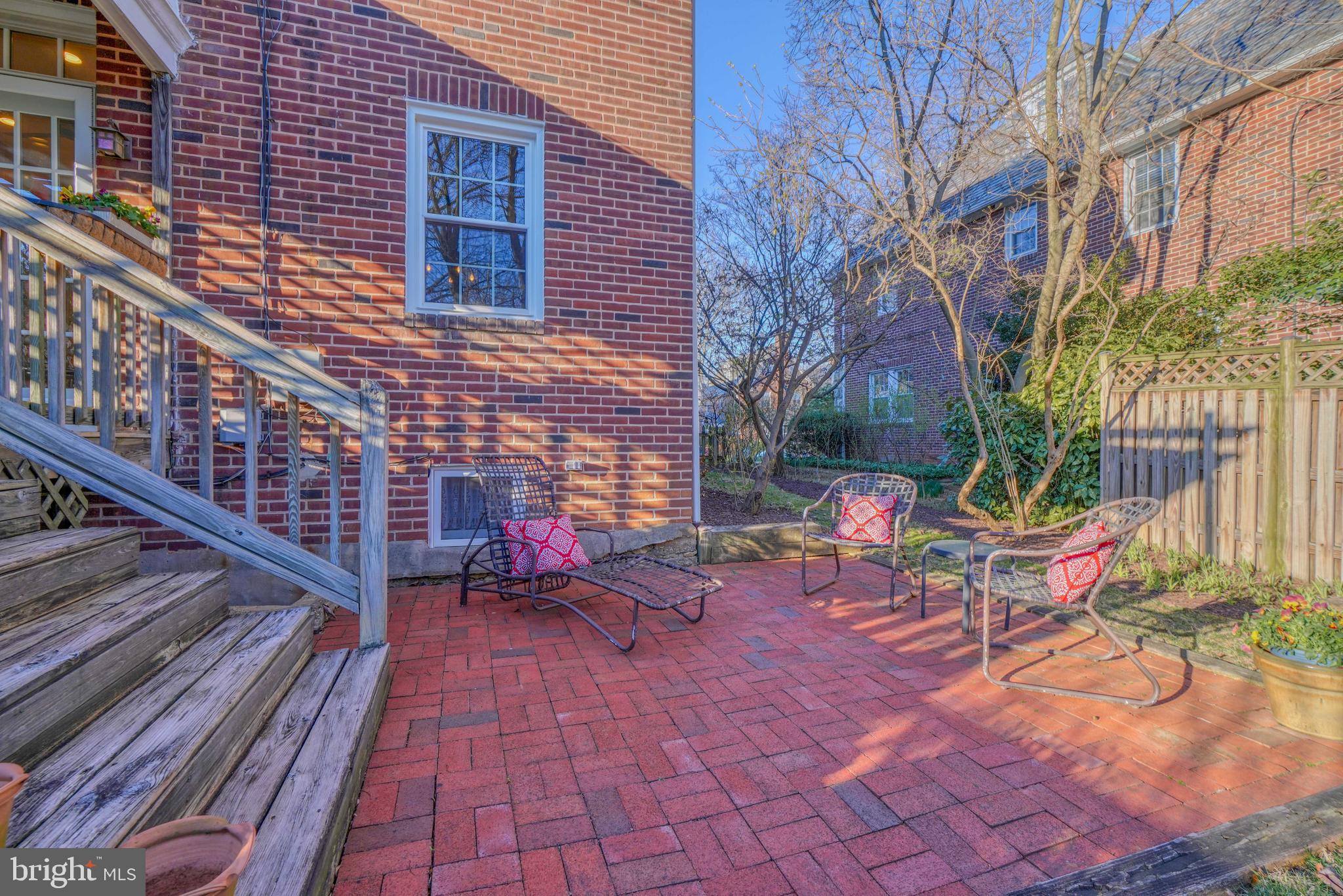 209 Hopkins Road Baltimore, MD 21212 - Photo 9 of 78 Great space for Grilling