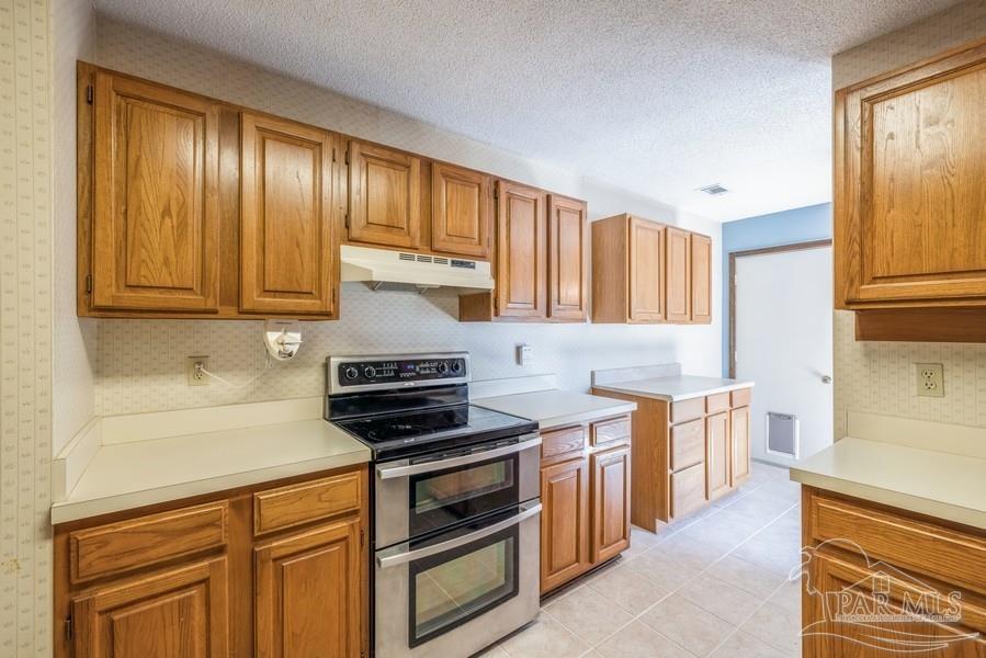 7020 Jasper Street Navarre, FL 32566 - Photo 13 of 35 Gallery Image 13