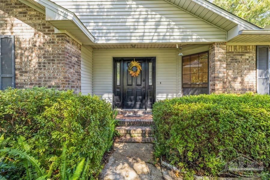 7020 Jasper Street Navarre, FL 32566 - Photo 3 of 35 Gallery Image 3
