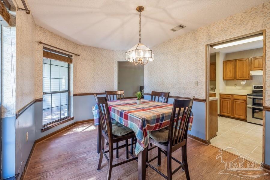 7020 Jasper Street Navarre, FL 32566 - Photo 10 of 35 Gallery Image 10