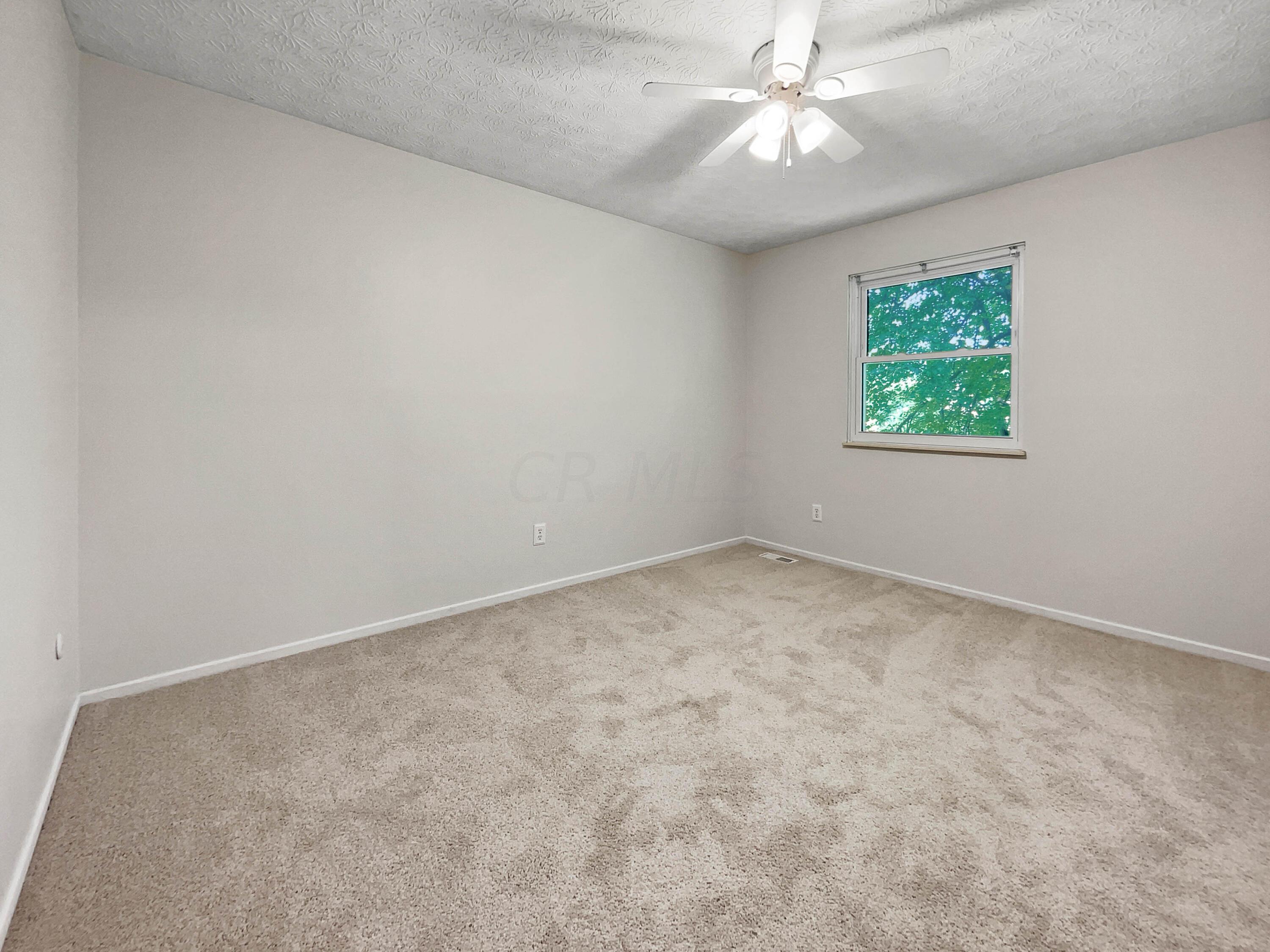 4106 Spring Flower Court Columbus, OH 43230 - Photo 15 of 23 listing_12